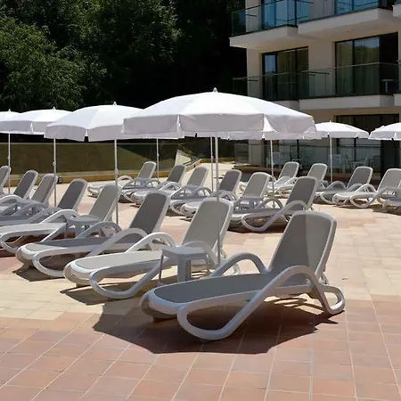 Grifid Foresta (adults Only)